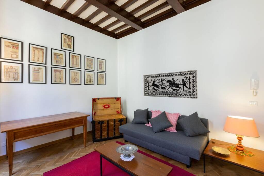 Il Vecchio Baule - Santa Maria Novella Apartment ฟลอเรนซ์ ภายนอก รูปภาพ